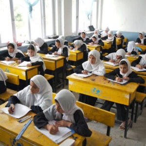 csm_Female_Students_in_Afghanistan_School_UN_Photo_Shehzad_Noorani_c705ffff75